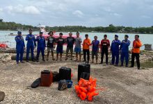 Tongkang Bermuatan CPO Bocor dan Hampir Tenggelam di Perairan Giliyang, Lima Kru Berhasil Dievakuasi