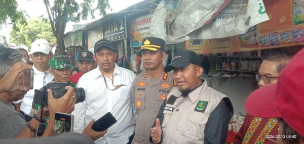 Bupati Fauzi bersama Forkopimda Sumenep saat sidak pasar anom baru
