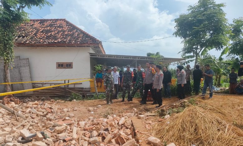 Mercon Meledak di Dalam Rumah, Dua Warga Batuputih Sumenep Terluka