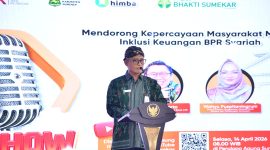 Dirut BPRS Bhakti Sumekar, H. Hairil Fajar 