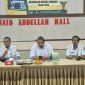 Dari kiri, Kacbdindik Provinsi Jatim Wilayah Sumenep, Rusliy, M.Pd. Kasi Intel Kejari Sumenep, Endro Rizki Erlazuardi, SH.MH dan Kepala SMAN 1 Sumenep, Sirajum Munir