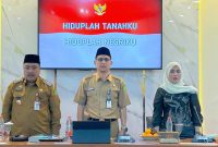 Dari kanan, Sinta Dwi Astari, Dinas PRKPCK Jawa Timur, Sekda Sumenep, Agus Dwi Saputra dan Plt Kadis Perkimhub Sumenep, Achmad Dzulkarnain.