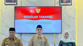 Dari kiri, Plt Kadisperkimhub Sumenep, Drs. Achmad Dzulkarnain, Sekda Agus Dwi Saputra dan Kasi DPRKP Jatim, Sinta Dwi Astari