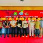 Para pemenang Lomba Pidato Bung Karno bersama Kerua IWO Sumenep dan para juri