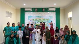 Puluhan anak yatim bersama RSIA Puri Bunda Madura 