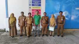 Tim Wasdalbin DPMPTSP Sumenep saat di Air Minum Club