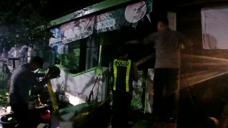 Rumah warga pasca kebakaran 