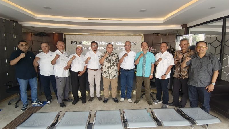 Penguru SMSI Jatim bersama Asintel Kejati