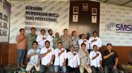 Kapolresta Sumenep Kombes Pol Ariek Indra Sentanu bersama pengurus dan Pembina SMSI Sumenep, Hairul Anwar, ST.MT