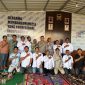 Kapolresta Sumenep Kombes Pol Ariek Indra Sentanu bersama pengurus dan Pembina SMSI Sumenep, Hairul Anwar, ST.MT