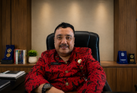 Plt. Kadis Perkimhub Sumenep, Drs
 Achmad Dzulkarnain 