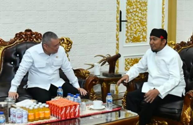 Bincang santai Menhub bersama Bupati Sumenep 