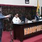 Wabup Sumenep KH Imam Hasyim saat menyampaikan sambutan di hadapan Rektor UWG Malang dan jajarannya