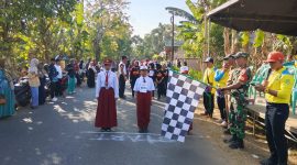 Sekcam Rubaru, Saruji lepas peserta Gerak jalan Agustusan 