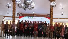 Bupati bersama para pejabat dan Camat se-Kabupaten Sumenep