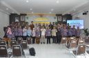 Direktur RSUDMA Sumenep, dr. Erliyati bersama jajaran swafoto dengan tim Bappenas dan Kepala Bappeda Sumenep 