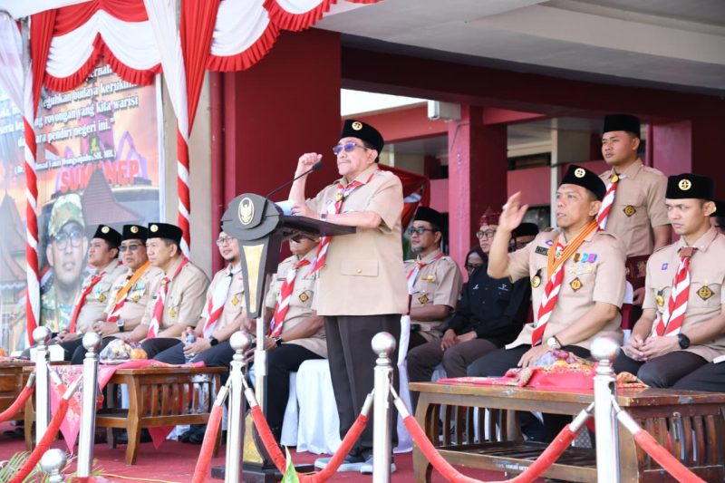 Wabup Sumenep saat pimpin apel hari pramuka ke-65