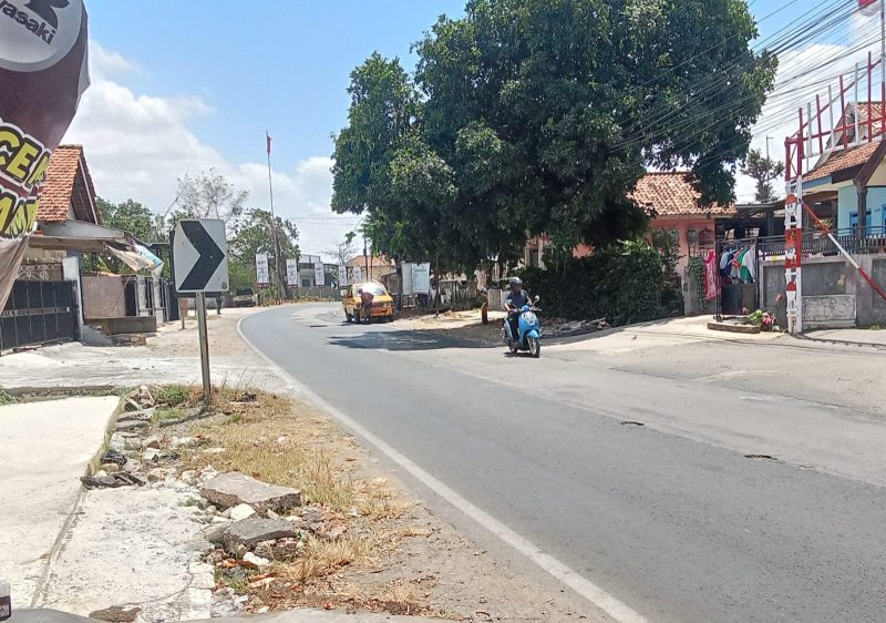 Akses jalan Sumenep-Kalianget Timur