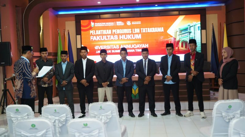 Proses pelantikan LBH Tatakrama UA