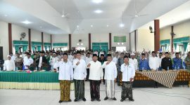 Bupati Fauzi bersama Pj Ketua PWNU Jatim, Ketua PCNU dan Rois PCNU Sumenep di Aula Al-Ikhlas Kemenag Sumenep 