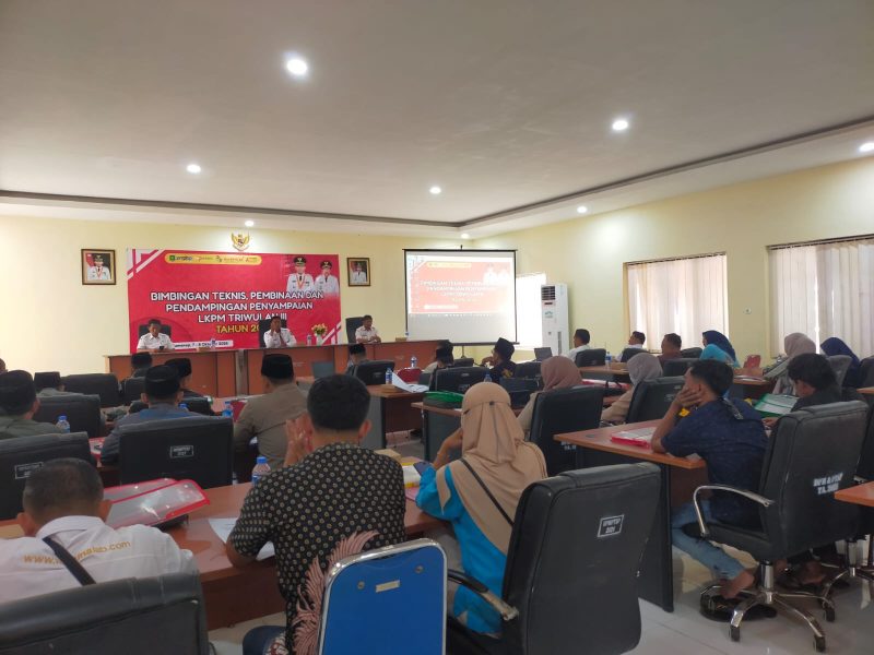 Peserta Bimtek LKPM TW III di DPMPTSP Sumenep 