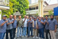 SMSI Sumenep bersama Ketua, Sekretaris dan Pengurus SMSI Jatim saat foto bersama