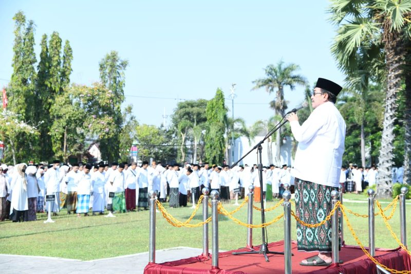 Wabup KH Imam Hasyim saat Pimpinan Upaca Gabungan Hari Santri Nasional 
