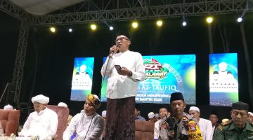 Kabag Kesmas Setda Sumenep, M. Said saat menyampaikan sambutan mewakili Bupati Sumenep 