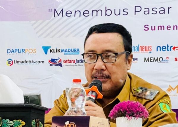 Kepala DPMD Sumenep, Drs. Achmad Dzulkarnain 